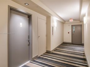 1800 Sunset Harbour Dr 1012, Miami Beach FL 33139