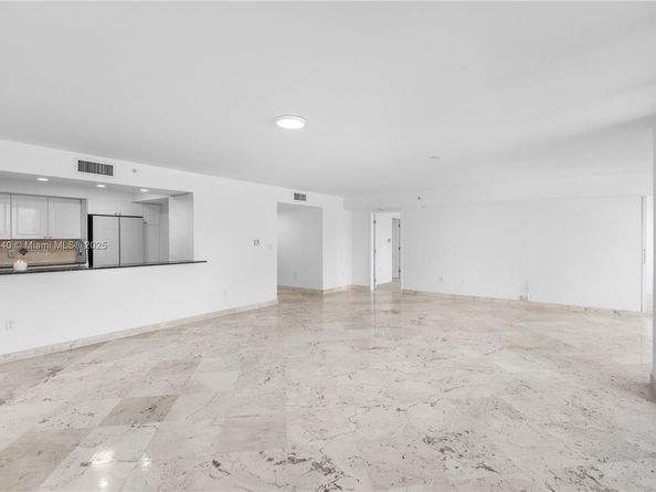 1800 Sunset Harbour Dr 1012, Miami Beach FL 33139