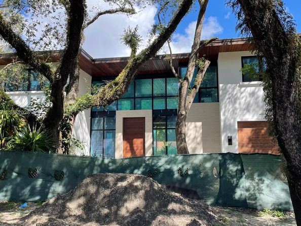 1409 Algardi Ave, Coral Gables FL 33146