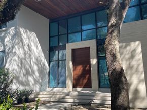 1409 Algardi Ave, Coral Gables FL 33146