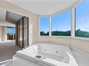 300 S Pointe Dr 501, Miami Beach FL 33139
