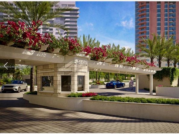 300 S Pointe Dr 501, Miami Beach FL 33139