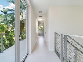 4050 Hardie Ave, Miami FL 33133