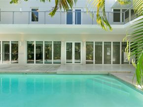4050 Hardie Ave, Miami FL 33133