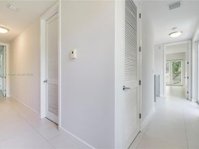 4050 Hardie Ave, Miami FL 33133