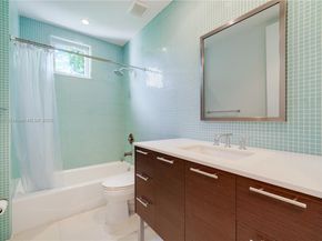 4050 Hardie Ave, Miami FL 33133
