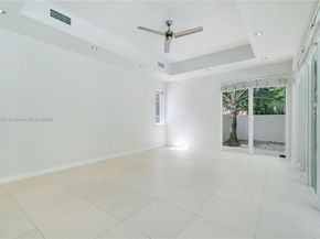 4050 Hardie Ave, Miami FL 33133