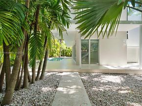 4050 Hardie Ave, Miami FL 33133