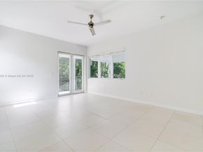 4050 Hardie Ave, Miami FL 33133
