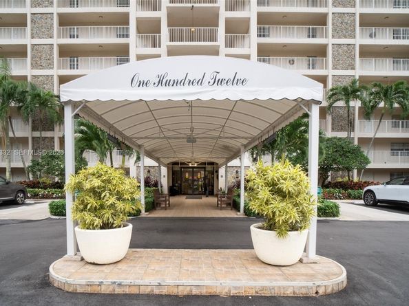 3510 Oaks Way 408, Pompano Beach FL 33069