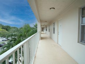 3510 Oaks Way 408, Pompano Beach FL 33069