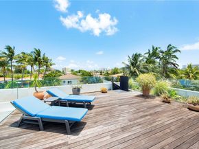 8055 Noremac Ave, Miami Beach FL 33141