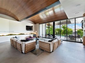 8055 Noremac Ave, Miami Beach FL 33141