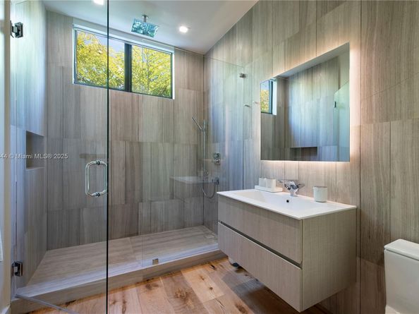 8055 Noremac Ave, Miami Beach FL 33141