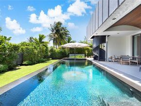 8055 Noremac Ave, Miami Beach FL 33141