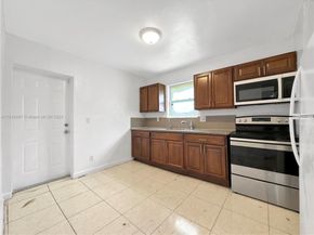 7770 NW 9th Ave, Miami FL 33150
