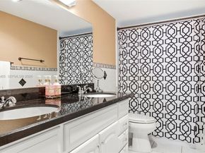 410 NW 68th Ave 401, Plantation FL 33317