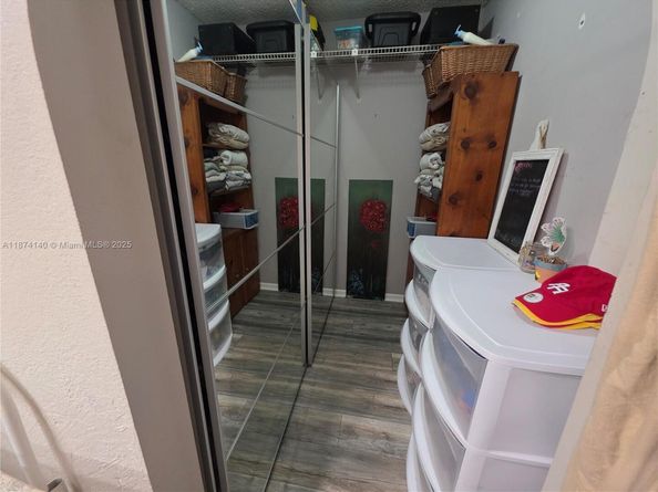 14625 SW 143rd Place Cir, Miami FL 33186