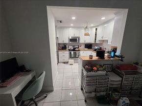 14625 SW 143rd Place Cir, Miami FL 33186