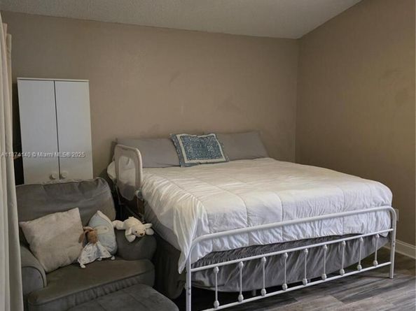 14625 SW 143rd Place Cir, Miami FL 33186