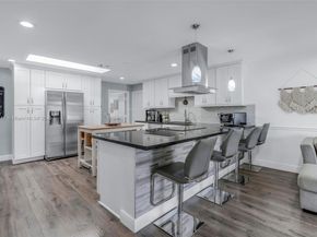 5209 SW 95th Ave, Cooper City FL 33328