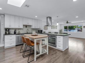 5209 SW 95th Ave, Cooper City FL 33328