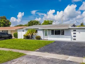 5209 SW 95th Ave, Cooper City FL 33328