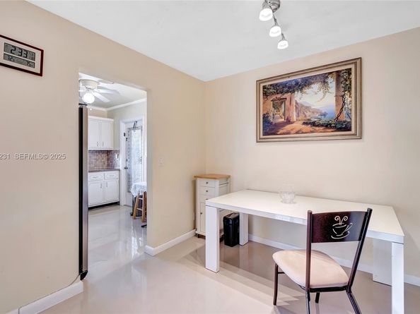 1943 Monroe St 310D, Hollywood FL 33020