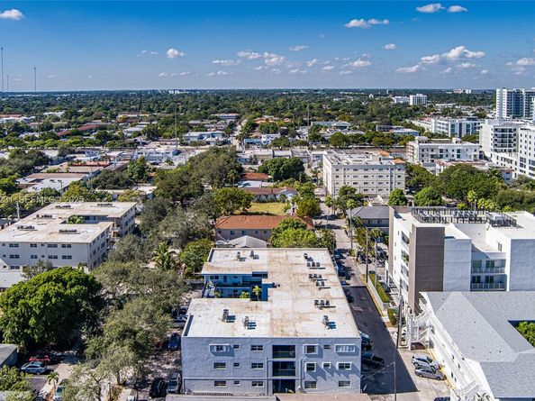 1943 Monroe St 310D, Hollywood FL 33020