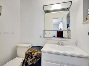 1943 Monroe St 310D, Hollywood FL 33020