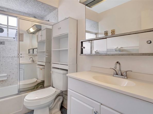 1943 Monroe St 310D, Hollywood FL 33020