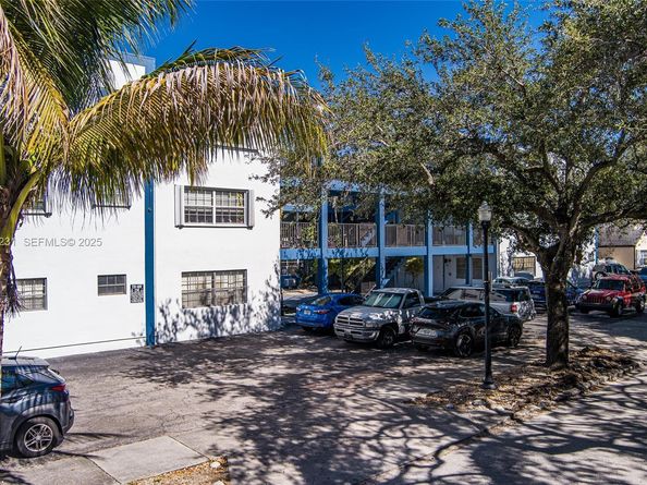 1943 Monroe St 310D, Hollywood FL 33020