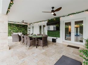 8501 SW 72nd Ter, Miami FL 33143