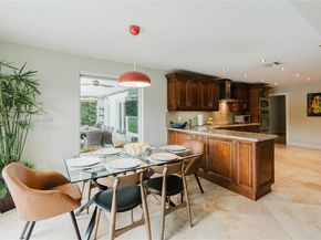 8501 SW 72nd Ter, Miami FL 33143