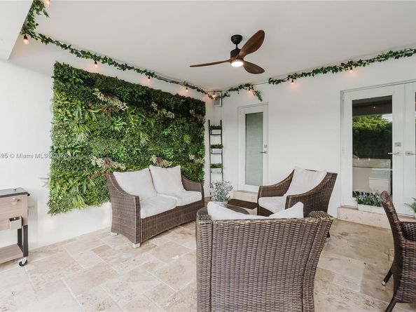 8501 SW 72nd Ter, Miami FL 33143