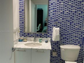 950 Brickell Bay Dr 2707, Miami FL 33131