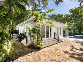 600 Santurce Ave, Coral Gables FL 33143