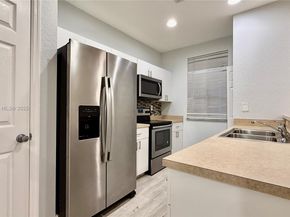 1976 SW 60th Ter, North Lauderdale FL 33068