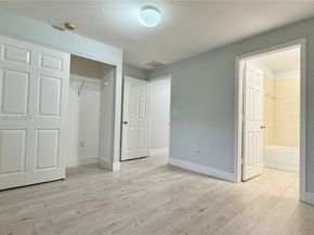 1976 SW 60th Ter, North Lauderdale FL 33068