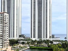 300 Bayview Dr 915, Sunny Isles Beach FL 33160