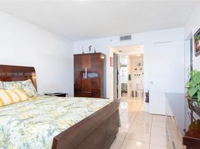 571 SW 141st Ave 207N, Pembroke Pines FL 33027