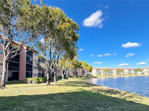 571 SW 141st Ave 207N, Pembroke Pines FL 33027
