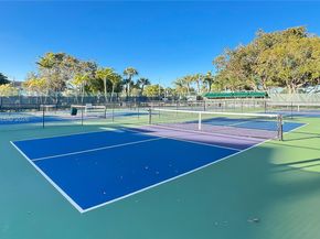 571 SW 141st Ave 207N, Pembroke Pines FL 33027