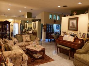 17450 NW 66th Ct, Hialeah FL 33015