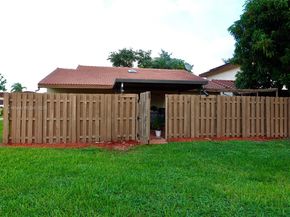 17450 NW 66th Ct, Hialeah FL 33015