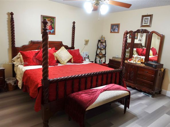 17450 NW 66th Ct, Hialeah FL 33015