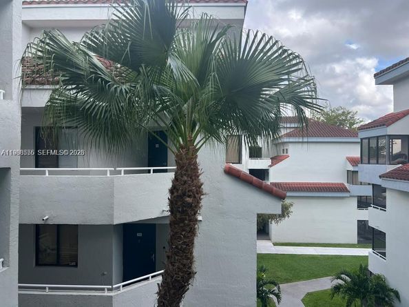 8215 SW 152nd Ave G418, Miami FL 33193