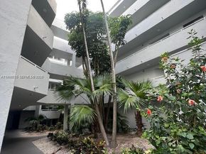 8215 SW 152nd Ave G418, Miami FL 33193
