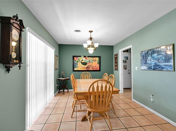 505 NW 20th St, Homestead FL 33030