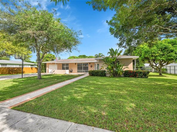 505 NW 20th St, Homestead FL 33030